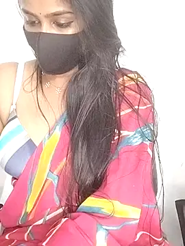 Tamil_Azhaghi webcam