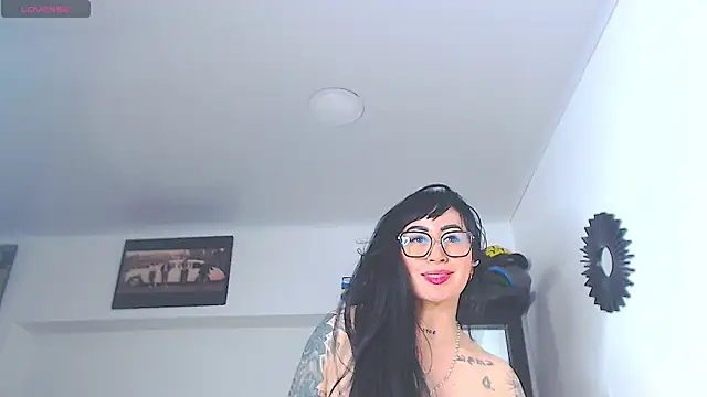Vicky_hotmilf webcam