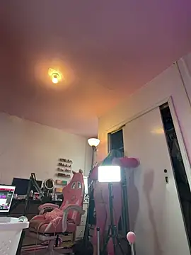 KawaiiKiki_247 webcam