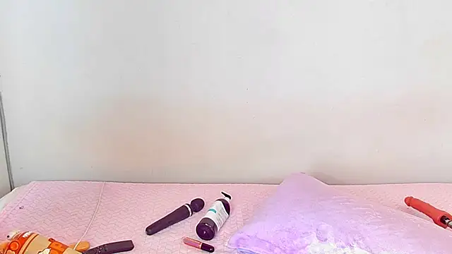Anniecute__ webcam