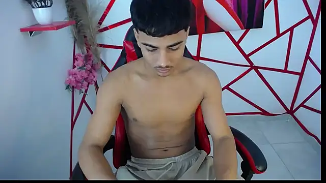 oliver-parker Live Web Cam Show