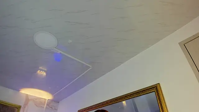 LolaGray__ webcam
