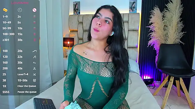 little_sophie18 webcam