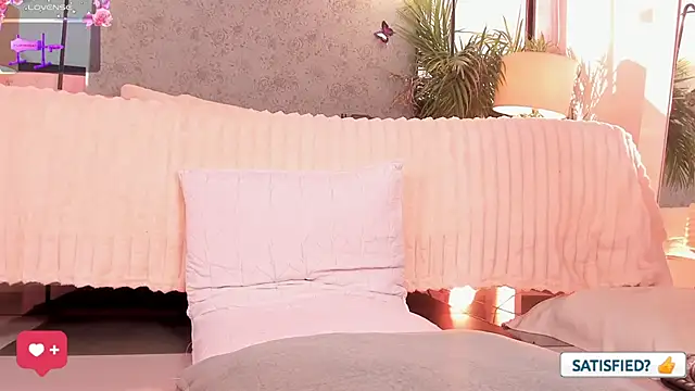 JESSI_NAOMI Live Web Cam Show