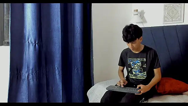 jacob_cum23 Live Web Cam Show