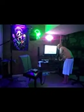 chronic_vibez live cam on StripChat