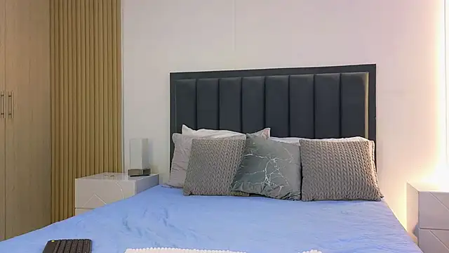 bella__adams webcam