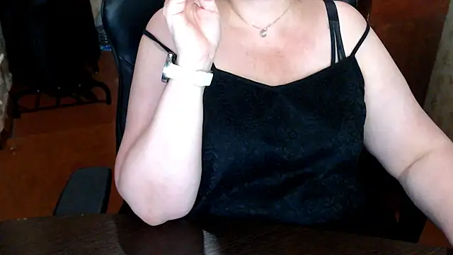 AlisaHot55 webcam
