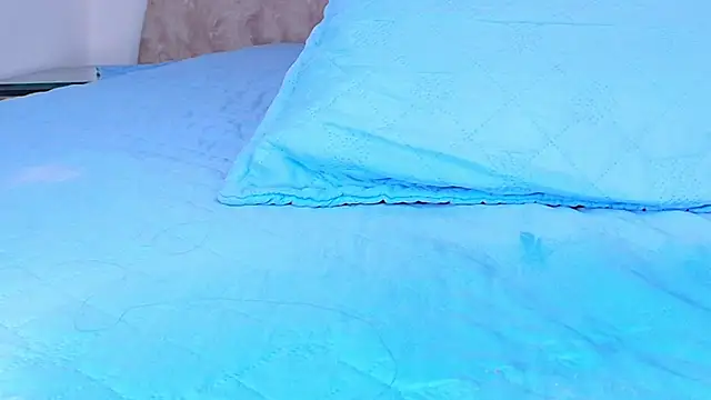 anisha_x webcam