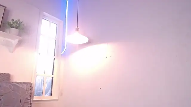 nikkystorm1_ webcam