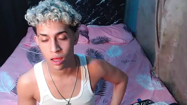 Wild_Squad webcam