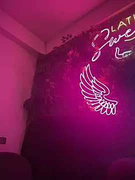 Samantha-LS webcam