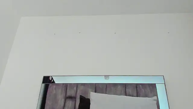 alyssia_ocean webcam