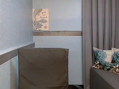 xMeganFucks69 webcam