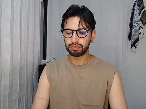 thomass1018 webcam
