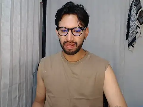 thomass1018 webcam