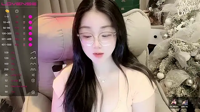 Monica-666888- webcam