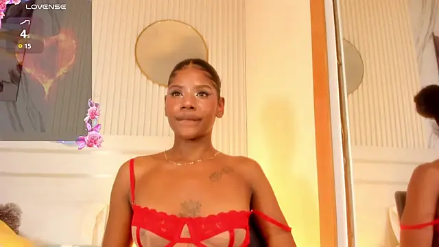 Afro_Luna webcam