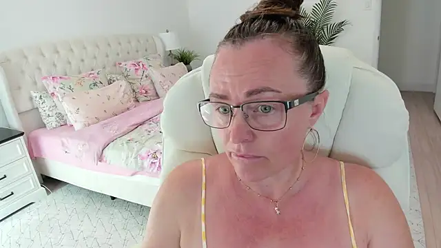 Vika73 webcam