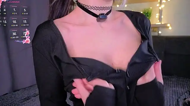 TristaRoht live sex cam