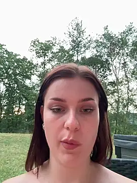 MaribelRiver Live Web Cam Show
