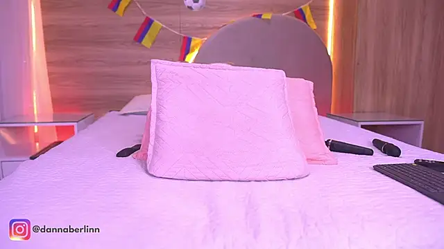 danna_berlin_ webcam