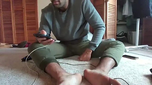 cashmasterzobistone webcam