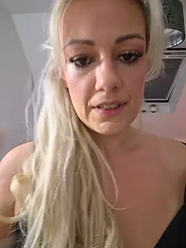 TessaWayne webcam