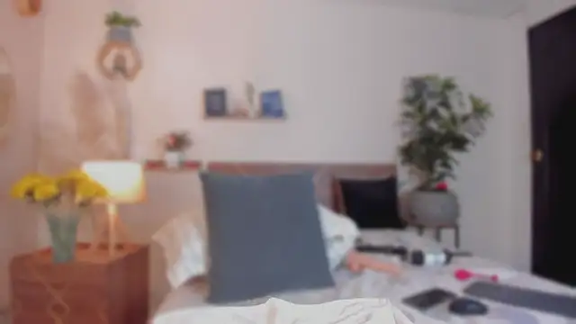 YariRose webcam