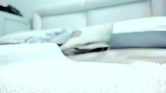 zara_lopez webcam