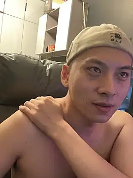 yichen008 Live Web Cam Show