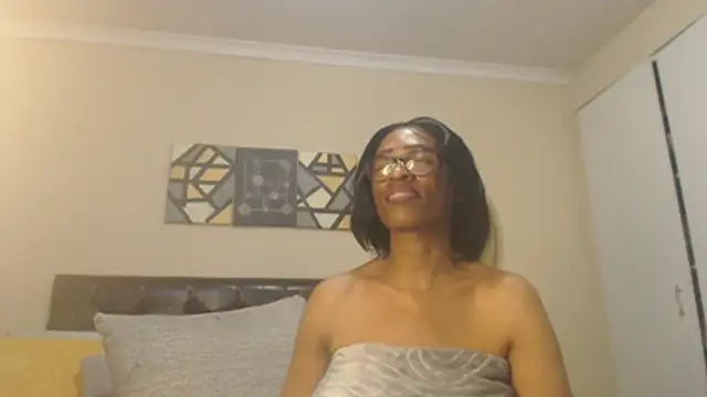 Creamyass22 webcam