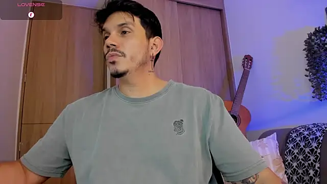 alejandro_stark webcam