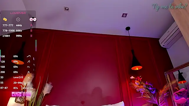 Mayzzie webcam