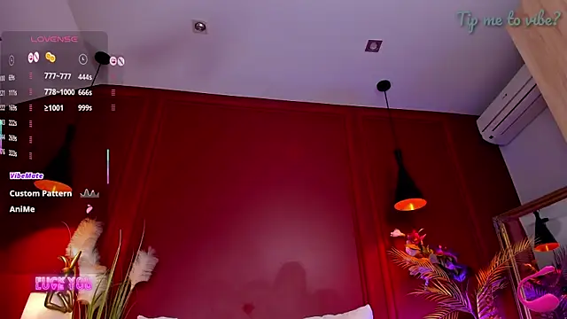 Mayzzie webcam