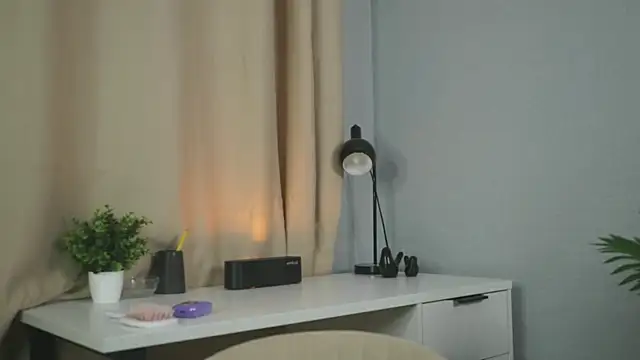 SharonNightt webcam