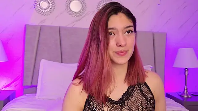 Victoria_Beaumont webcam