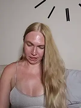KisaVixen webcam