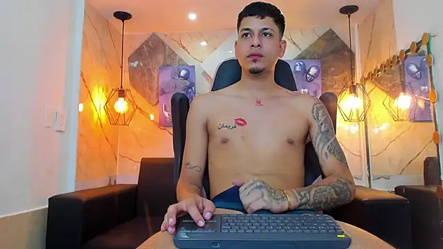 Klaar_Blessed webcam