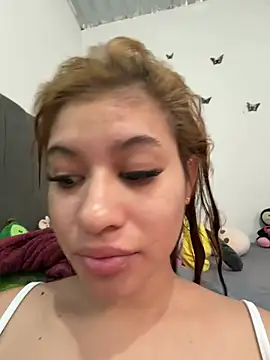 leaahcashh webcam