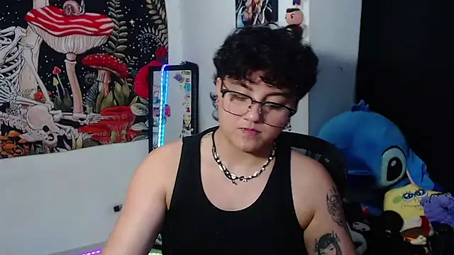 isabeautyx19 live cam on StripChat