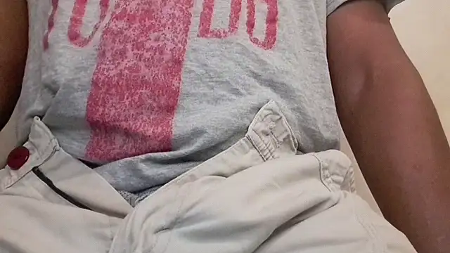 royblackbigpvt webcam