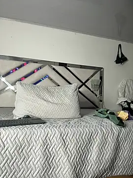 maybelline69 webcam