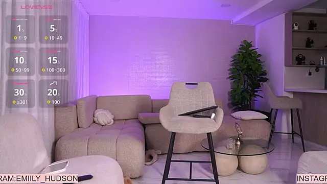 emily_huddson_ webcam