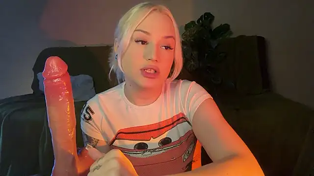 MCThroatGoat webcam