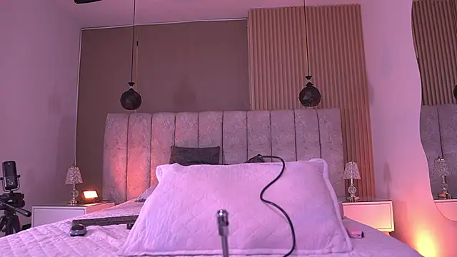 sam_lewins webcam