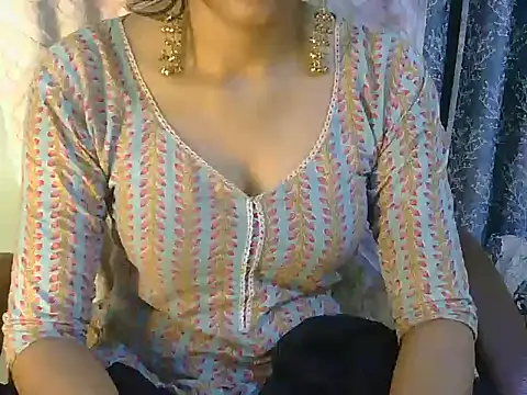 Adorable_Esha webcam