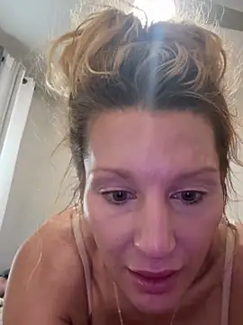 BaddieBossXX2 webcam