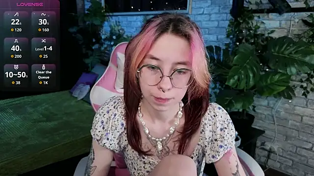Alice_Nyx webcam