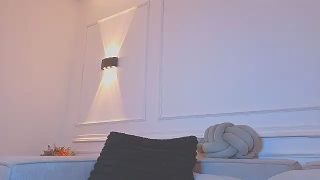 giigii_hadidd webcam